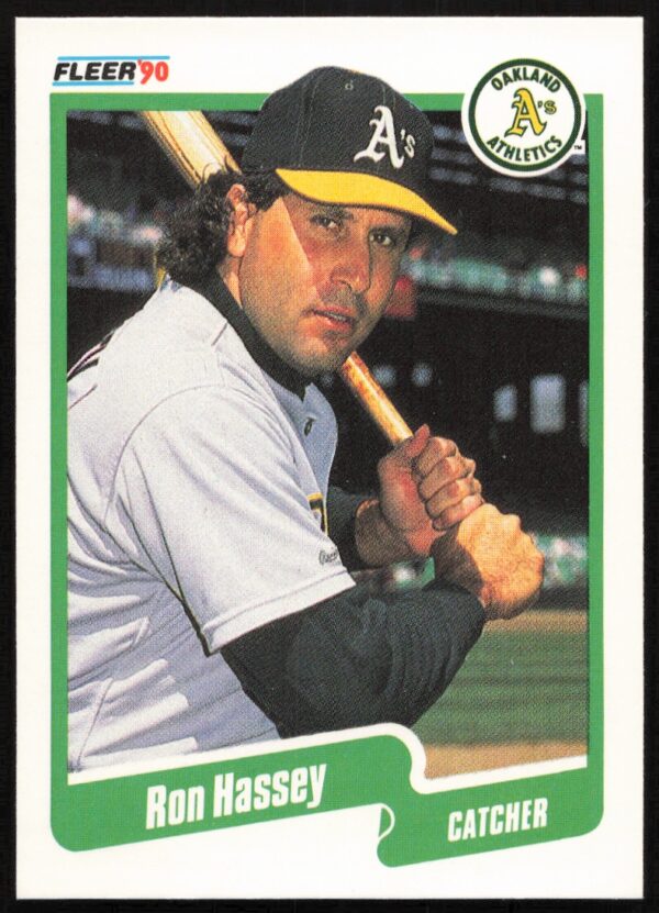 1990 Fleer Ron Hassey #8 (Front)