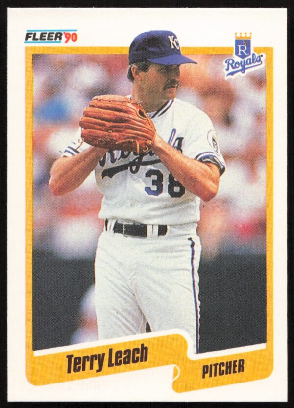 1990 Fleer Terry Leach #111 (Front)