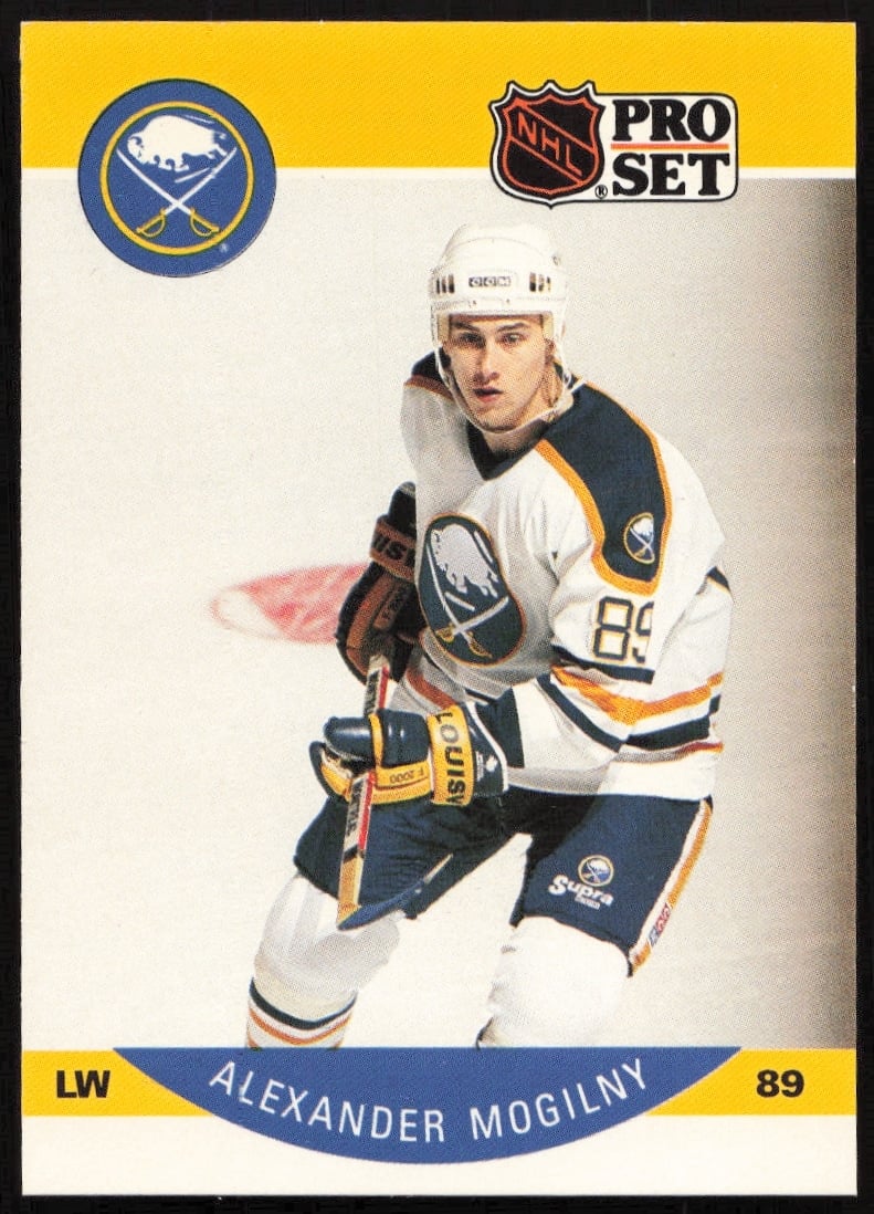1990-91 Pro Set NHL Alexander Mogilny #26 (Front)
