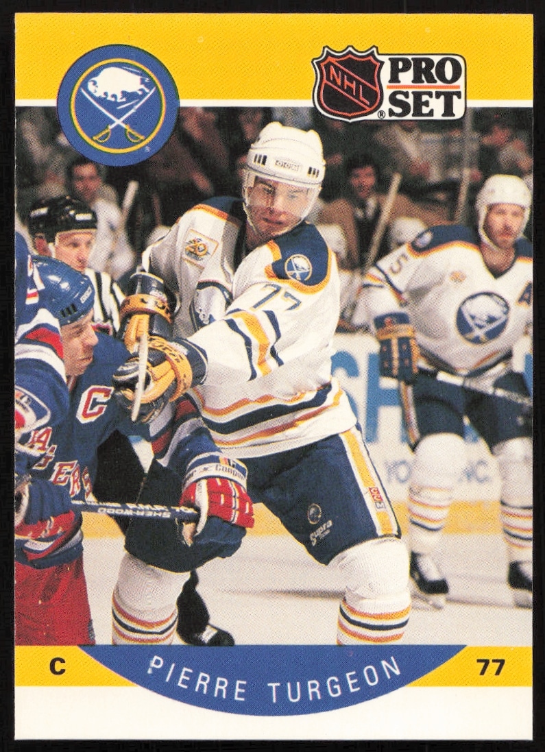 1990-91 Pro Set NHL Pierre Turgeon #31 (Front)