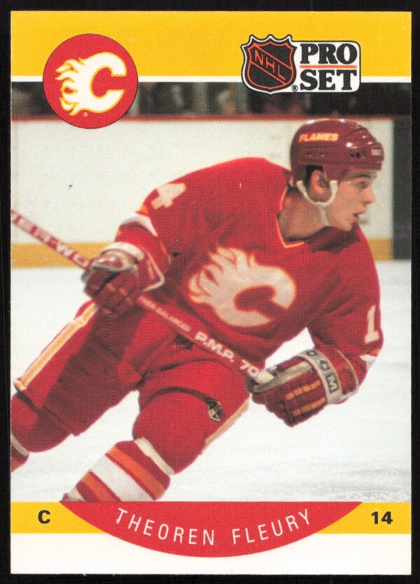 1990-91 Pro Set NHL Theoren Fleury #33 (Front)