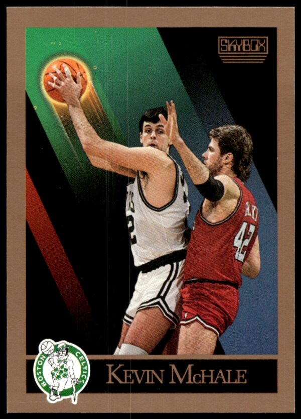 1990-91 SkyBox Kevin McHale #19 (Front)