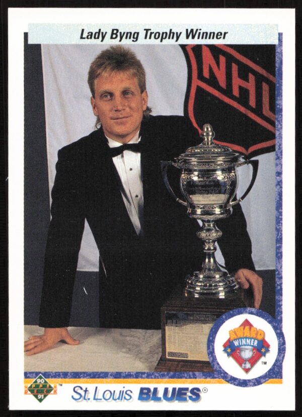 1990-91 Upper Deck Brett Hull #203 (Front)