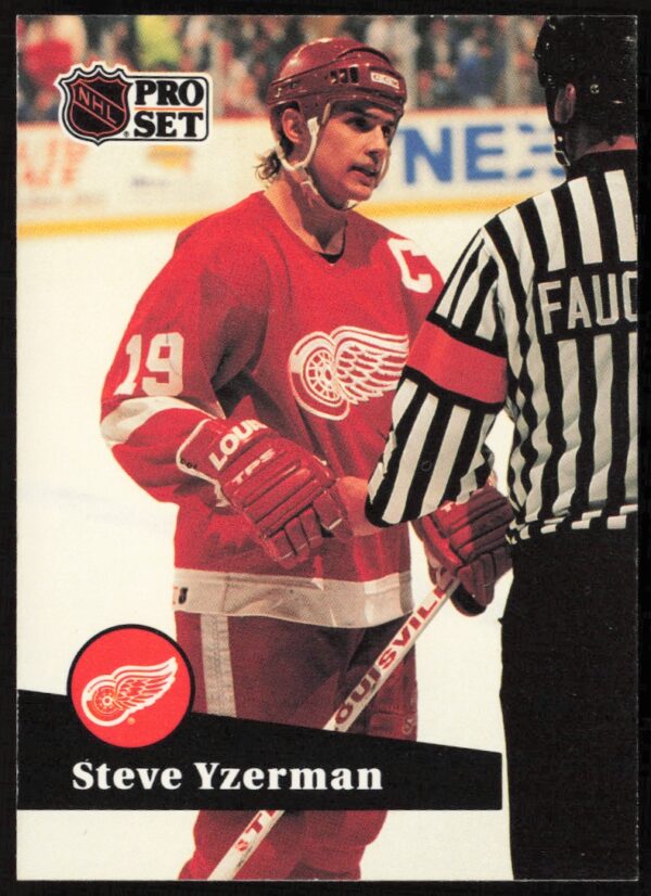 1991-92 Pro Set NHL Steve Yzerman #62 (Front)