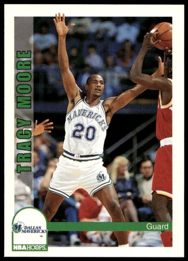 1992-93 NBA Hoops Tracy Moore #372 (Front)