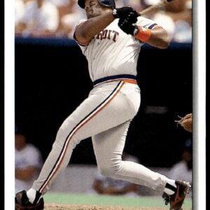 1992 Upper Deck Cecil Fielder #647 (Front)