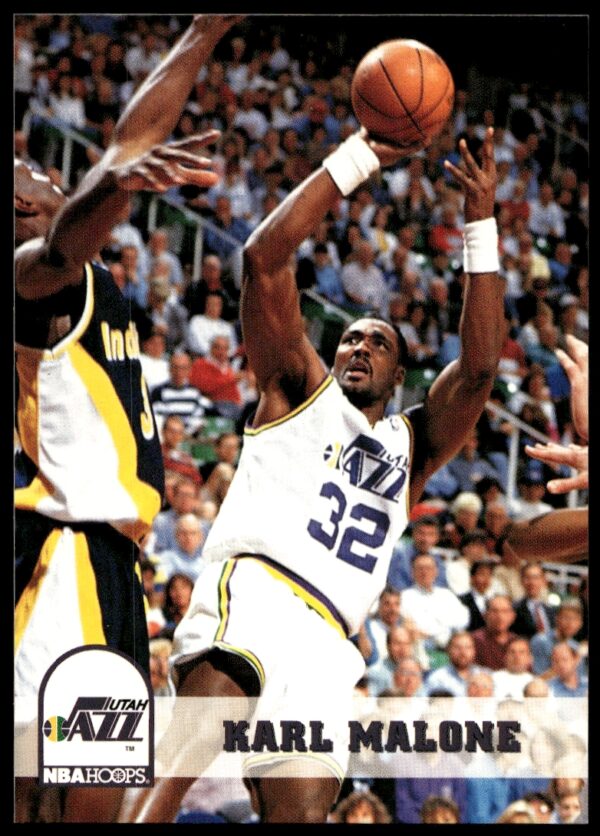 1993-94 Hoops Karl Malone #7 (Front)