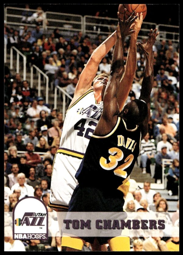 1993-94 Hoops Tom Chambers #412 (Front)