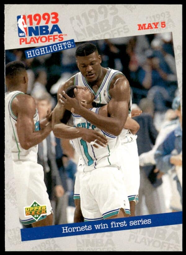 1993-94 Upper Deck Collector's Choice Larry Johnson / Muggsy Bogues NBA Playoffs Highlights #194 (Front)