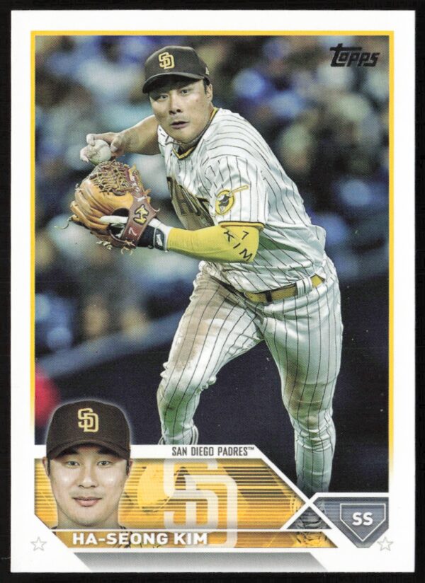 2023 Topps Series 1 Ha-Seong Kim #57 (Front)