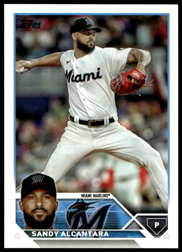 2023 Topps Series 1 Sandy Alcantara #107 (Front)