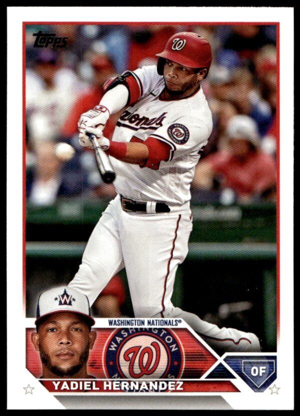 2023 Topps Series 1 Yadiel Hernandez #257 (Front)