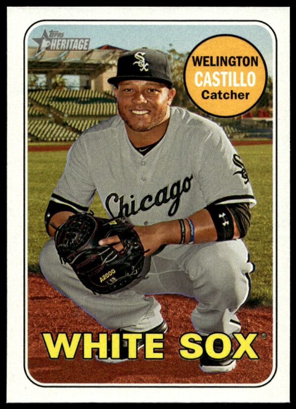 2018 Topps Heritage Welington Castillo #174 (Front)