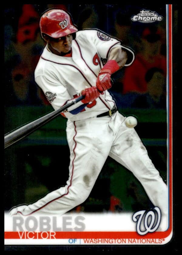 2019 Topps Chrome Victor Robles #33 (Front)