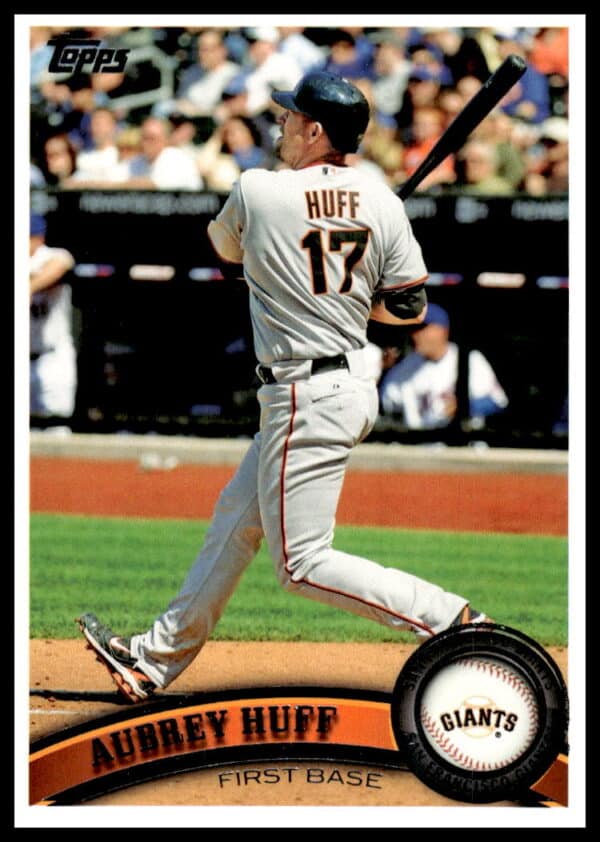 2011 Topps Aubrey Huff #107 (Front)