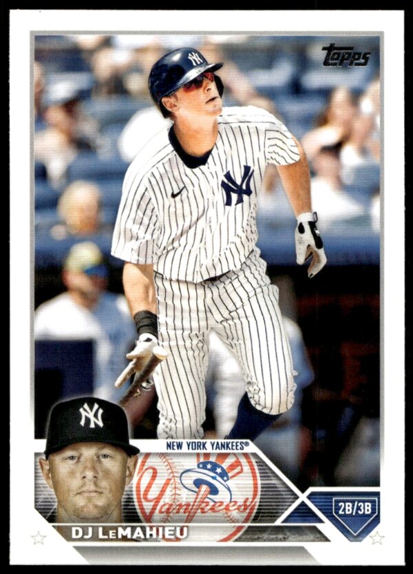 2023 Topps Series 2 DJ LeMahieu #658 (Front)