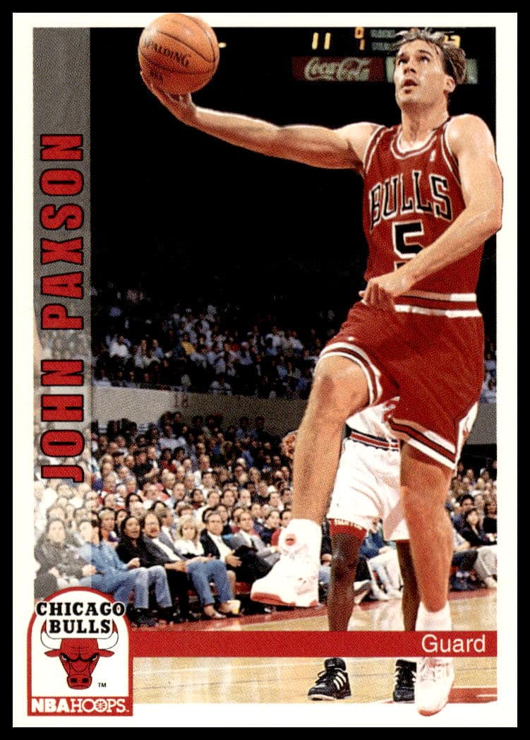 1992-93 Hoops Series 1 John Paxson #32 (Front)