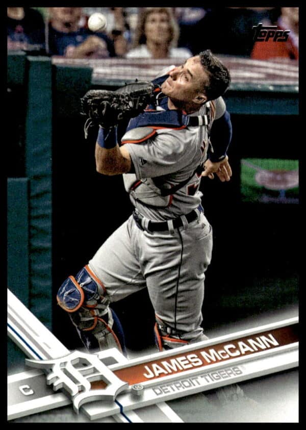 2017 Topps Series 2 James McCann #418 (Front)