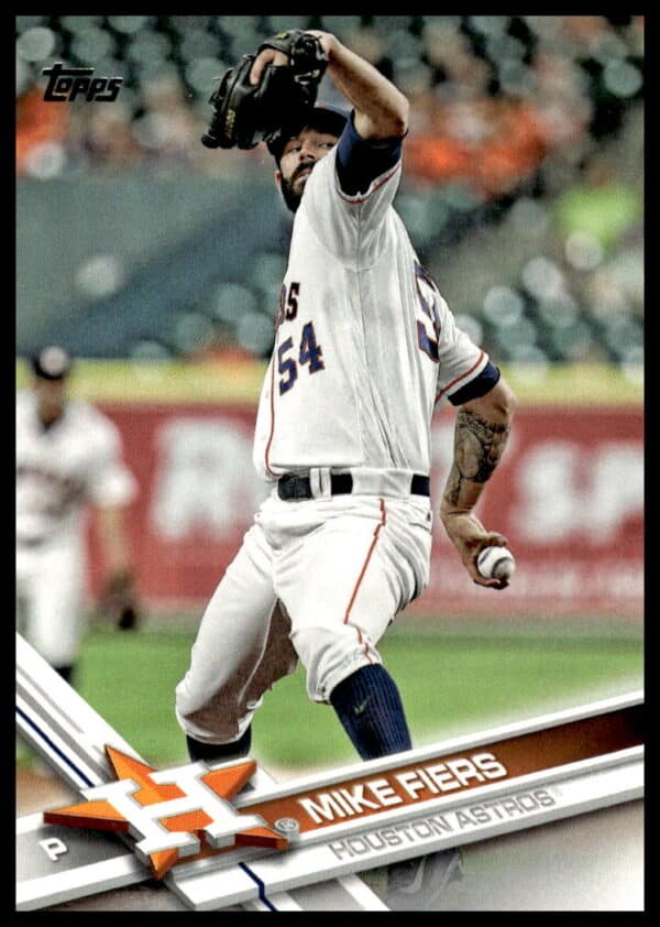 2017 Topps Series 2 Mike Fiers #496 (Front)