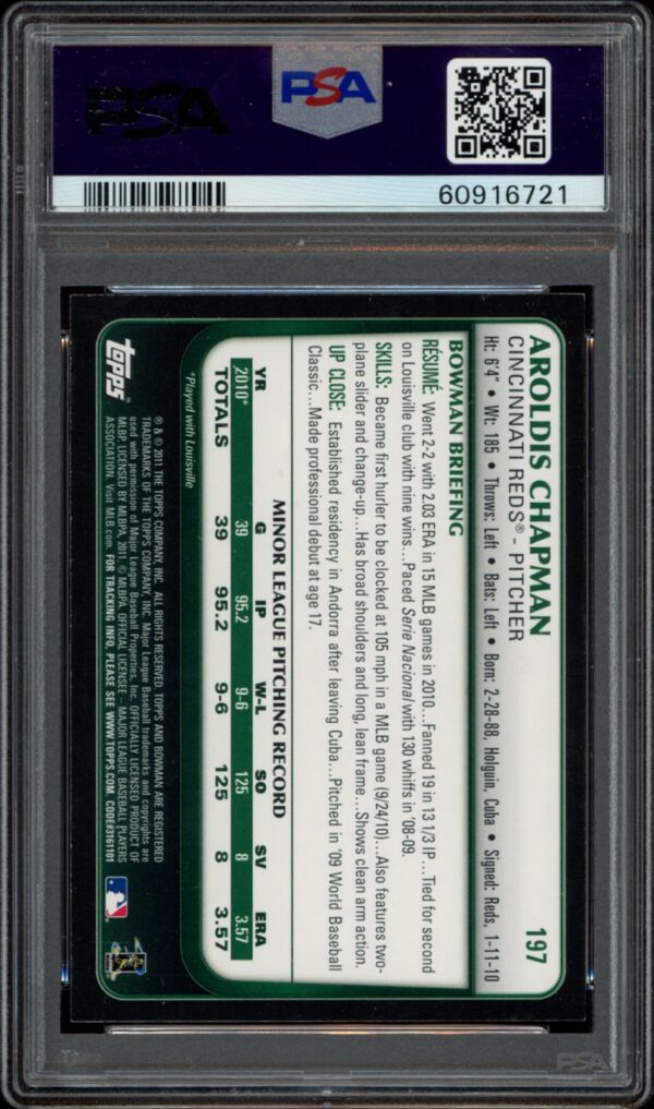 2011 Bowman Aroldis Chapman Gold #197 (PSA 8) (Back)